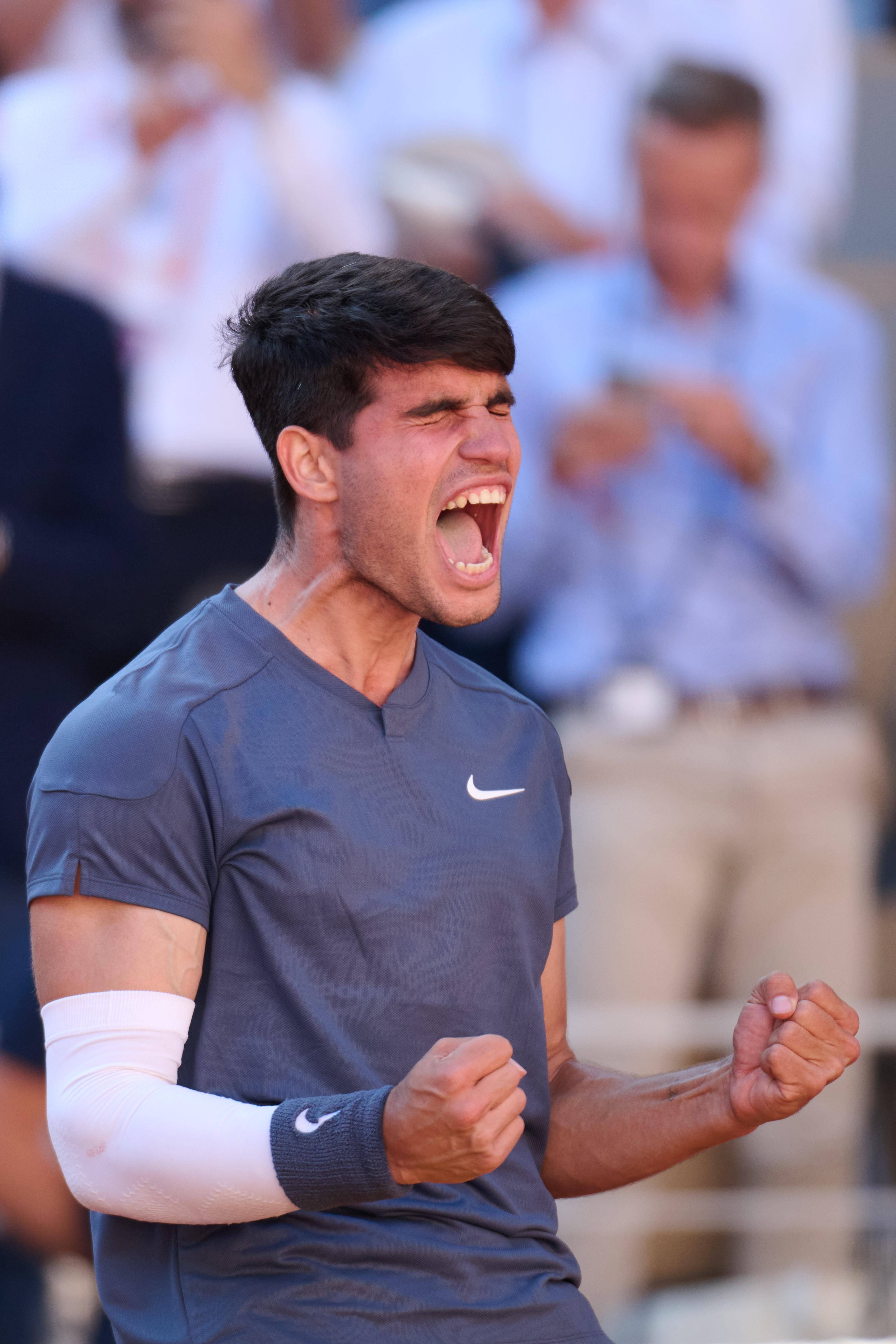 拉沃尔杯力克美网,阿尔卡拉斯高光表现 拉沃尔杯力克美网,阿尔卡拉斯高光表现