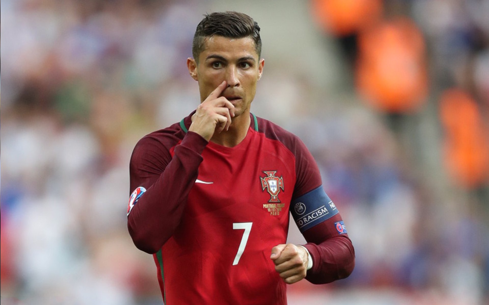 德甲争冠战焦点战，当几内亚末节带走加拿大，足球如何诠释命运的隐喻？