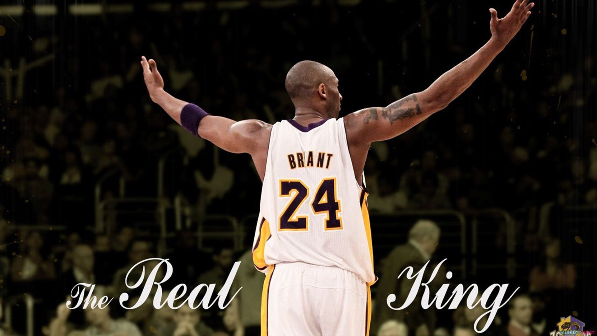 西甲国家德比之夜,库里扛起全队,当足球的喧嚣遇见篮球的孤勇